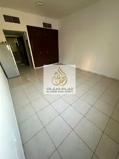 🏡 Studio for Annual Rent in Al Rashidiya 3 – Ajman A well-maintained studio apartment is availa