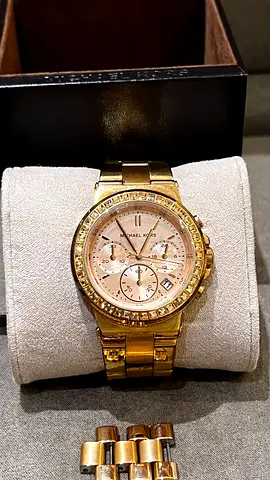 Micheal Kors Women watch