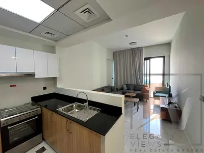 Stylish Furnished 1BR with Balcony | Near Metro