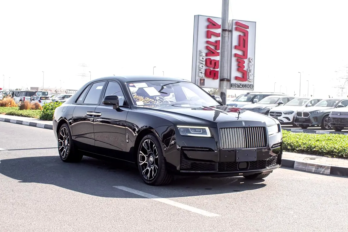 Rolls-Royce Ghost 2023 — photo 1 of 19