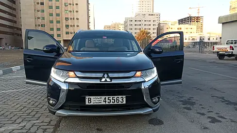 Mitsubishi Outlander 2017 Standard GCC Specs