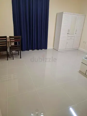 Ready to move room available