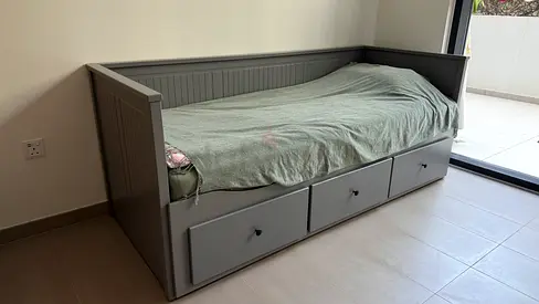 IKEA Hemnes Grey Day-bed w 3 drawers/2 mattresses — good condition