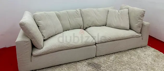 Excellent condition the loom collection two pieces sofa