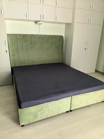 King-Size Green Velvet Upholstered Bed Frame with Mattress | self pickup in Ajman uptown