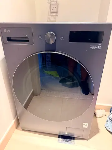 LG 17.5kg Front Load Washer Dryer - Good Condition