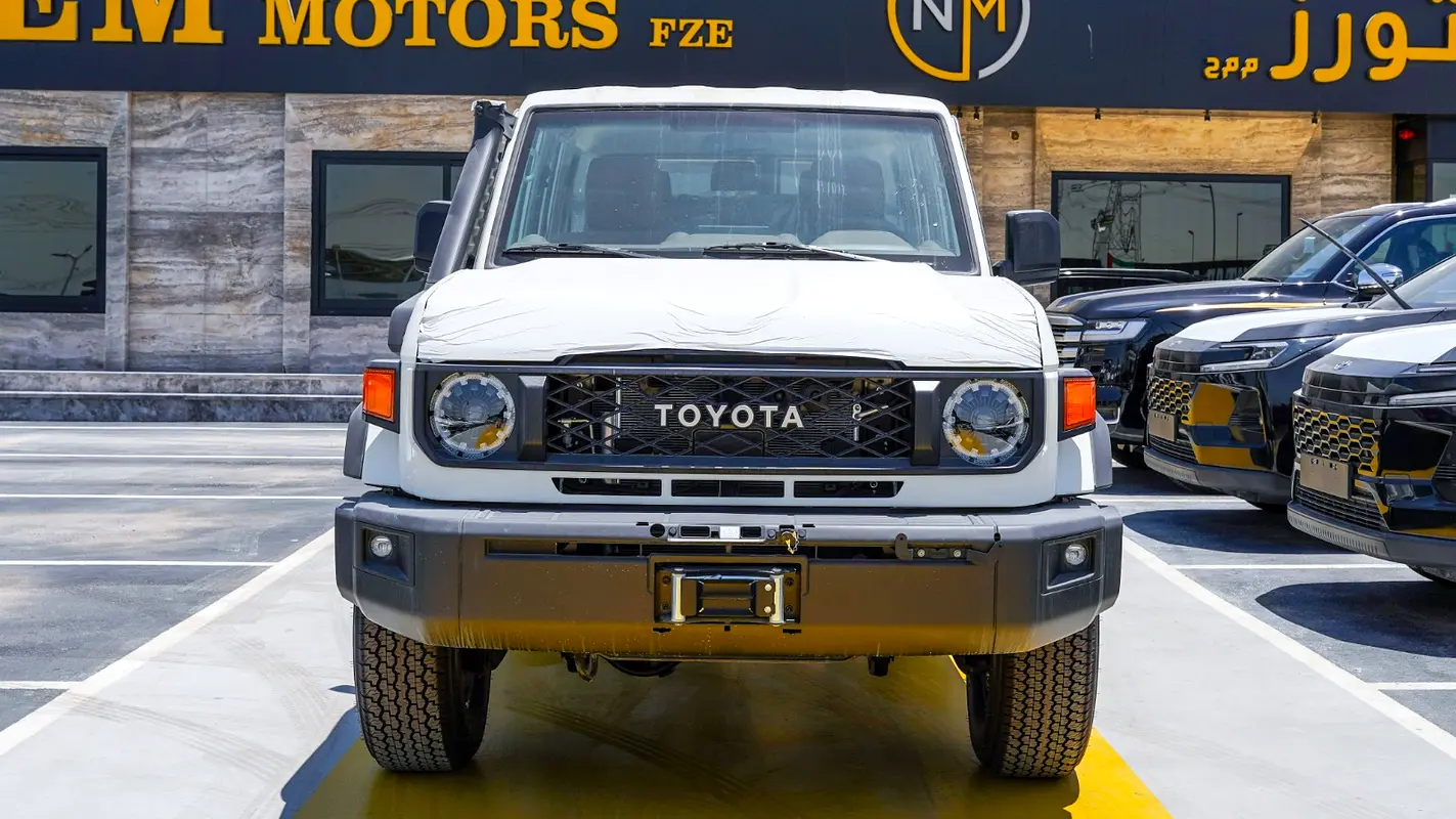 Toyota Land Cruiser 70 Series 2026 — photo 1 of 15