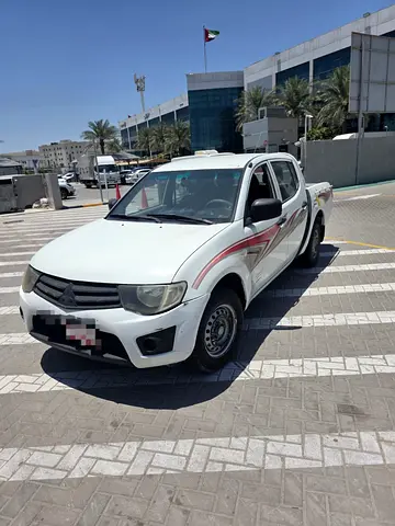 Mitsubishi L200 Double Cab 2013 GCC Specs