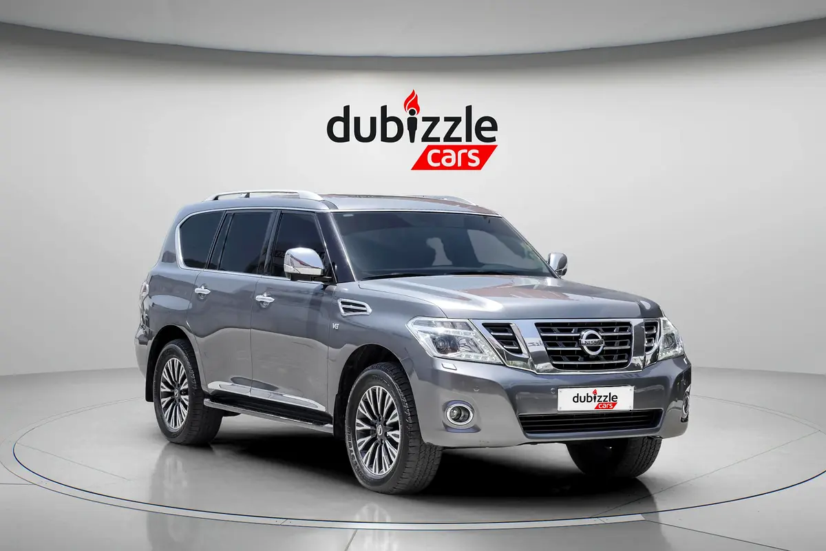 Nissan Patrol 2018 — photo 1 of 17