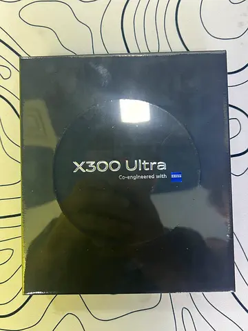 Vivo x300 Ultra 16/1TB Green color