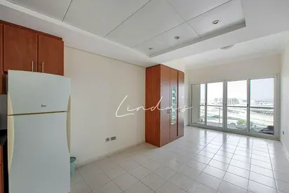 Studio | Water View | Unfurnished