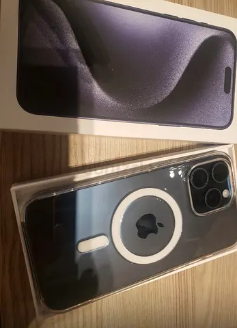 iPhone 15 Pro with MagSafe Clear Case (Like New, Unused in Box)