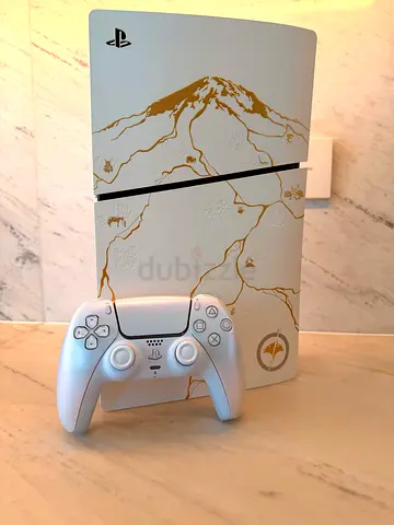 PlayStation 5 slim Ghost of Yotei edition