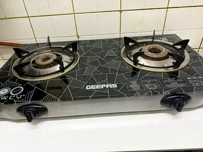Geepas 2-Burner Glass Top Gas Stove - Used, Working