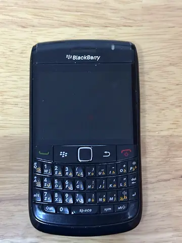 BlackBerry Classic-style QWERTY Phone