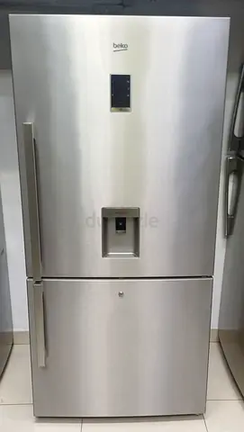 Beko Bottem mount refrigerator for sell with water dispenser good working
