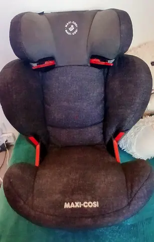Maxi Cosi Rodifix-Air protect..baby car seat