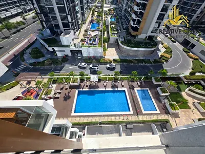 Pool view!! Pets allowed!! Chiller free!!
