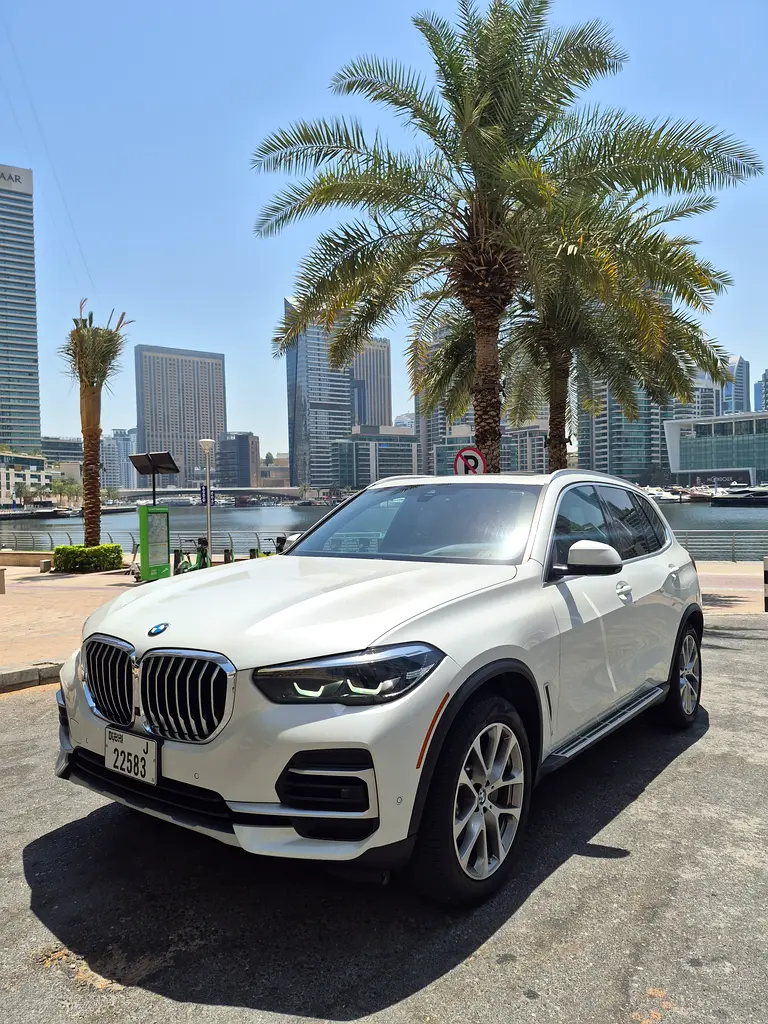 BMW X5 2023 — photo 1 of 17