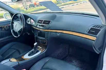 2004 Mercedes-BENZ E-CLASS 缩略图 14