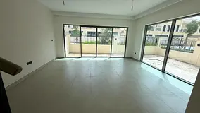 Premium 5BR Villa | Single Row | Park Facing