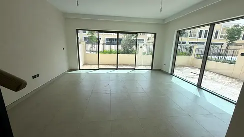 Premium 5BR Villa | Single Row | Park Facing