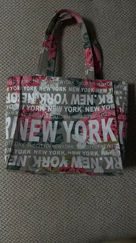 Canvas tote bag with New York print and floral straps - gently used