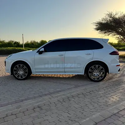 Porsche Cayenne GTS 2016 | GCC Specs | Low Mileage | Pristine Condition