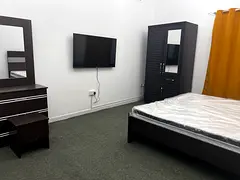 Today’s offer .Master room near Metro . Attached bath  balcony. South Indian /Srilanakan. Bills