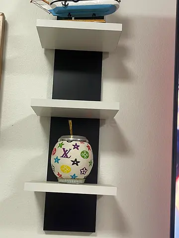 Wall-mounted 3-tier display shelf — black back with white shelves