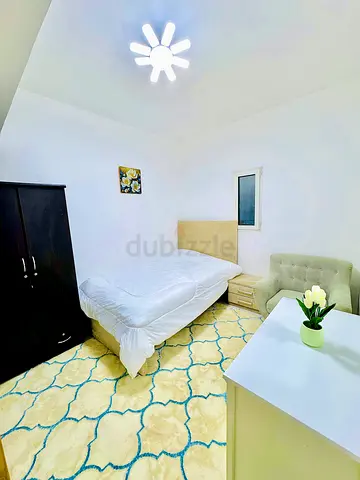 Fully furnished nit and clean small master master room available in Al khalidiya near corniche area
