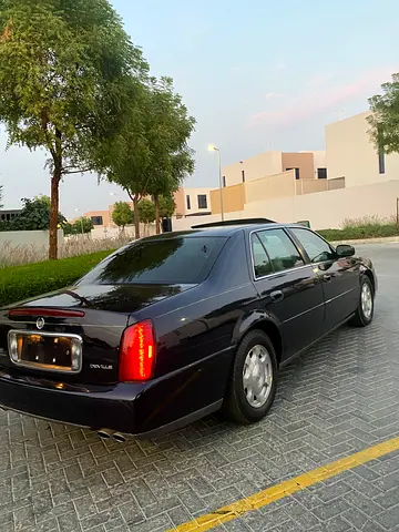 2002 Cadillac DTS/DE VILLE photo 4