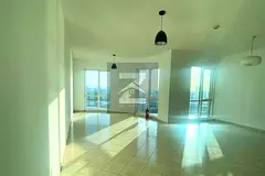 Vacant! Huge Layout | Lake View | Unfurnished
