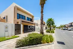 Prestigious Villa Direct on Golf | Ready to Move
