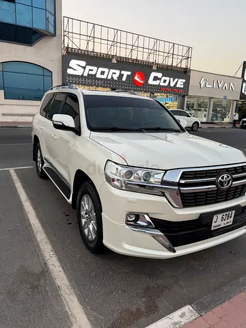 Toyota Land Cruiser GXR 2016 GCC Specs