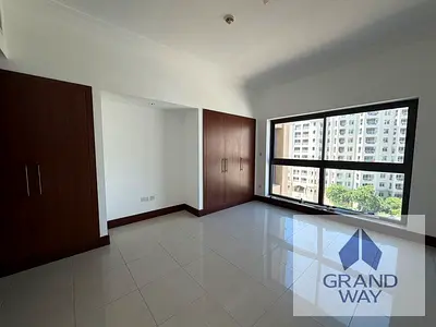 Huge Apartment | Beach Access I Prime Location