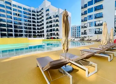 COZY STUDIO | FURNISHED | BALCONY | GREAT VALUE