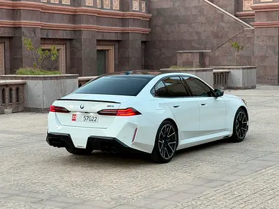2025 BMW M5 — миниатюра 8