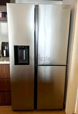 Samsung Side-by-Side Refrigerator with Water Dispenser ice maker Good Condition 3 d