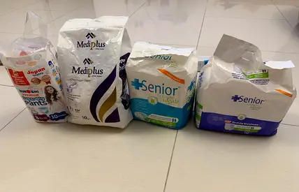 Mixed pack of adult Diapers Medium