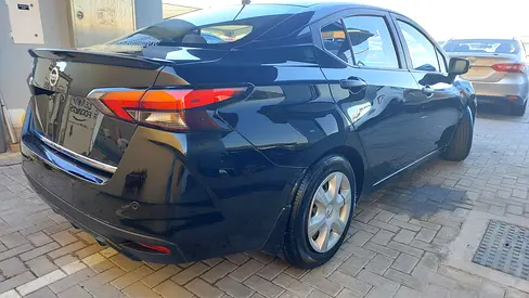 2020 Nissan VERSA 照片 5