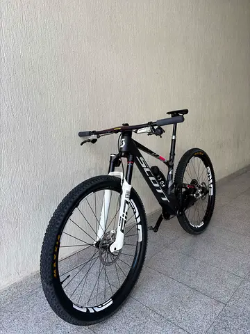 2025 Scott Spark (MEDIUM)