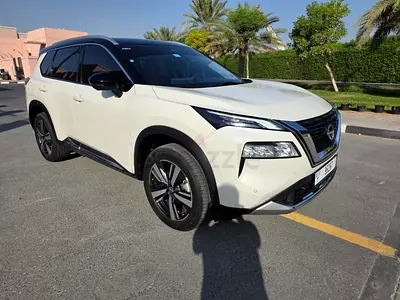 Nissan X-Trail SL 2025 GCC - Full Option 7 Seater - Low Milage