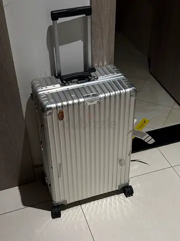 Rimowa original Aluminium Silver suitcase check in size M