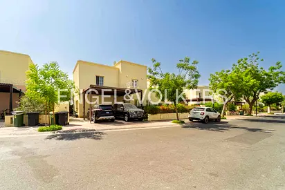 Upgraded | Private Garden | Detached Villa