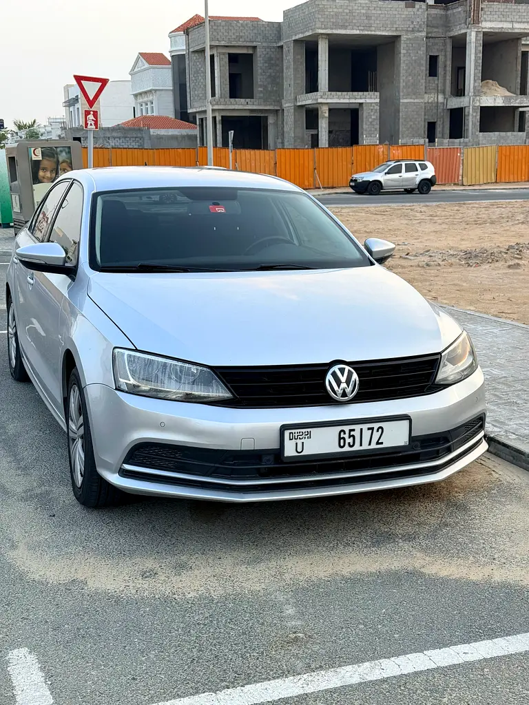 Volkswagen Jetta 2016 — photo 1 of 12
