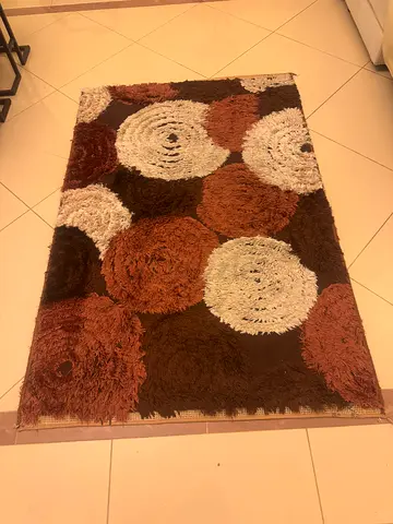 Rug