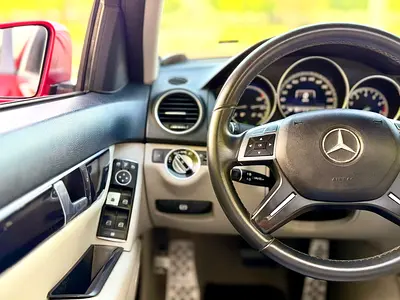 صورة مصغرة 18 لـ 2013 Mercedes-BENZ C-CLASS