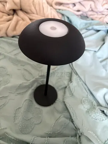Small modern black bedside/table lamp - good condition