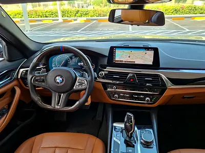 2019 BMW 5-SERIES 照片 10
